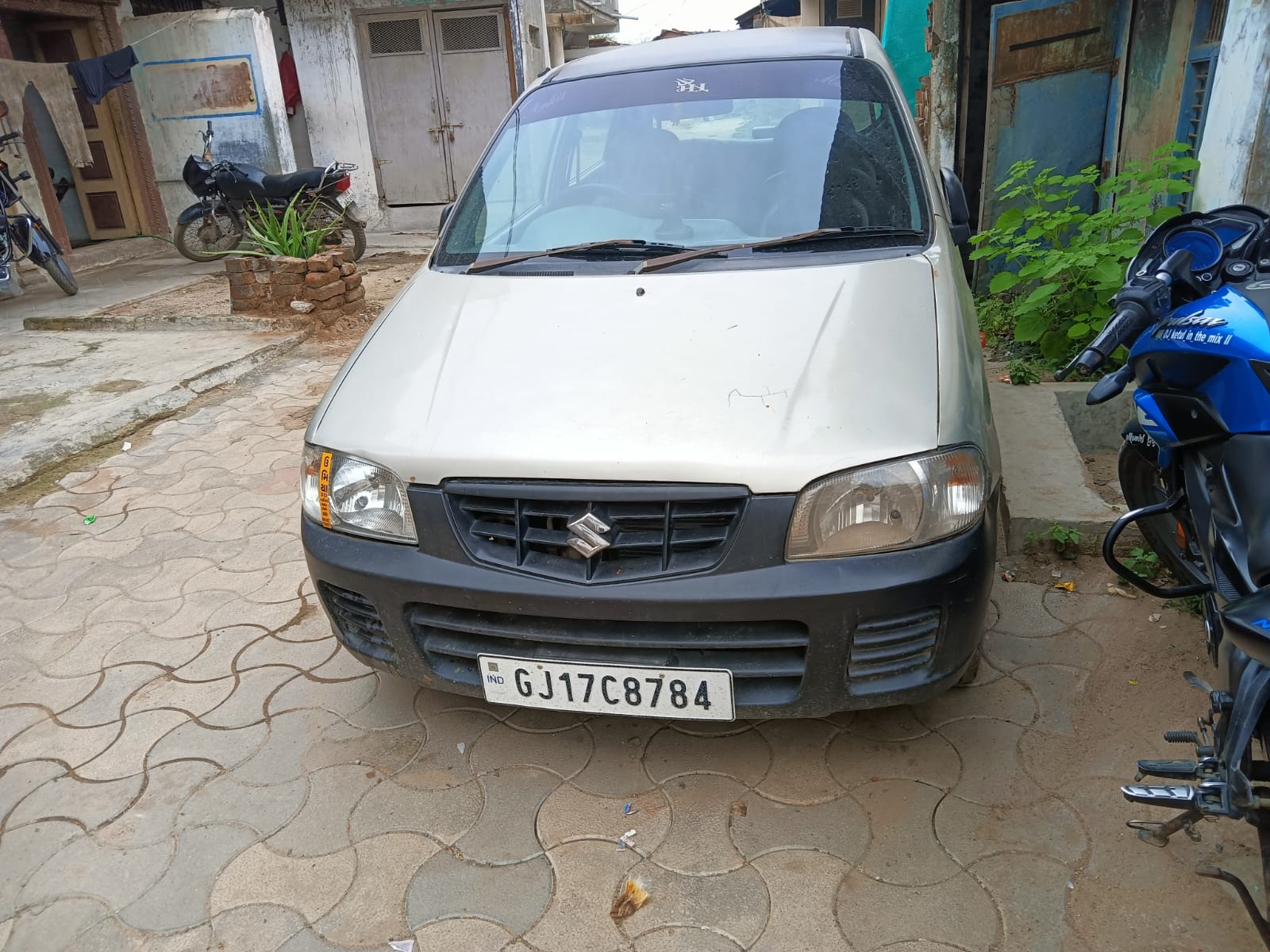 View - Alto LXI photos, Alto LXI available in Vadodara, make deal in 88000